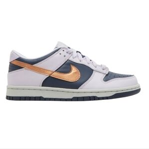 Youth‎ Sneakers with Purple and Gold Accents Size 7Y Boys